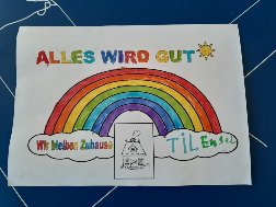 Grafik: Ein Regenbogen auf einer Wolke