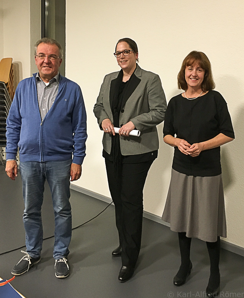 Grupppenfoto Frau Metzen-Mirz, Herr Weins und Frau SchÃ¶nhofen